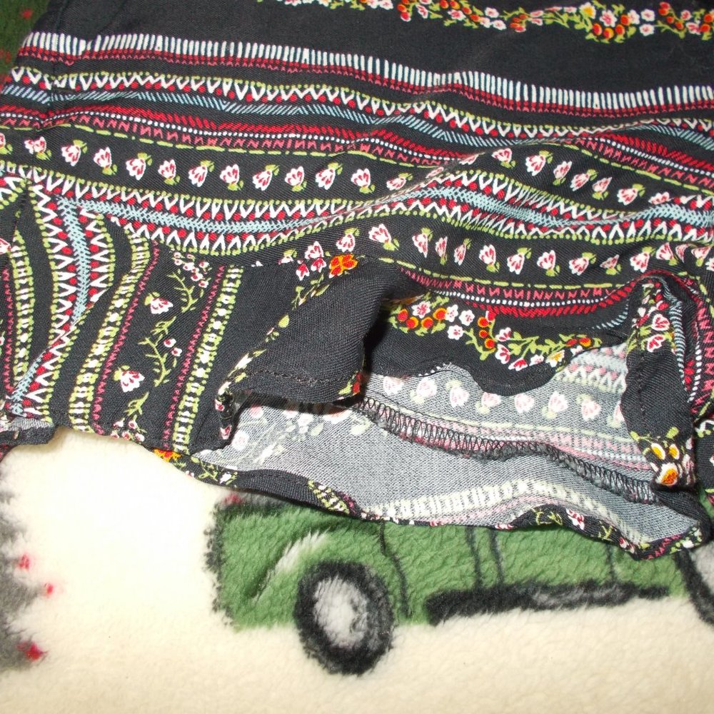 Loft Printed/Patterned Shorts Black/Multi Color S… - image 3